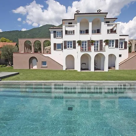Valli Sleeps 8 With Pool And Wifi