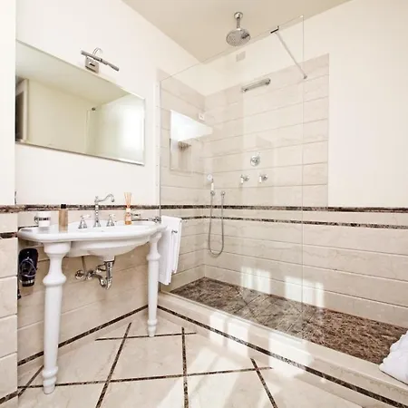Valli Sleeps 8 With Pool And Wifi Pulciano